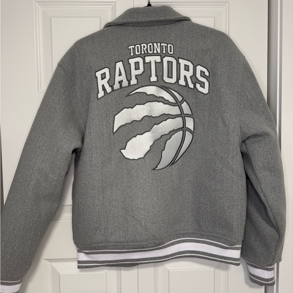 Toronto Raptors Gray Varsity Jacket - Picture 4 of 6
